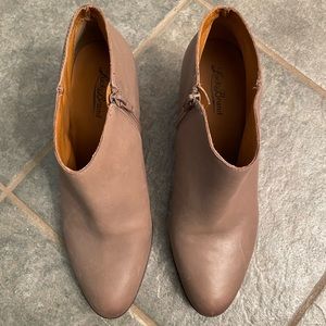 Brand new size 10 Lucky Brand leather boots